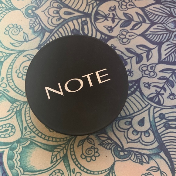 Note Luminous Silk Compact Blusher - Picture 2 of 4